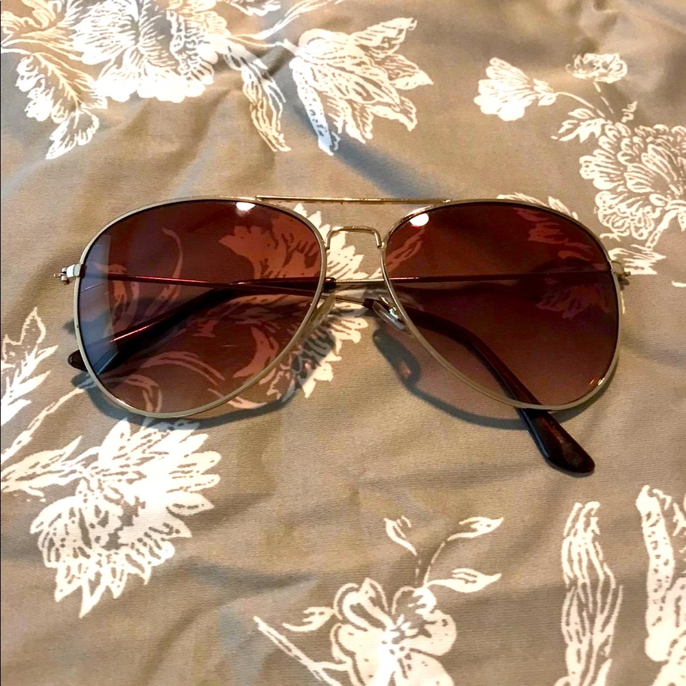 Aviator style glasses